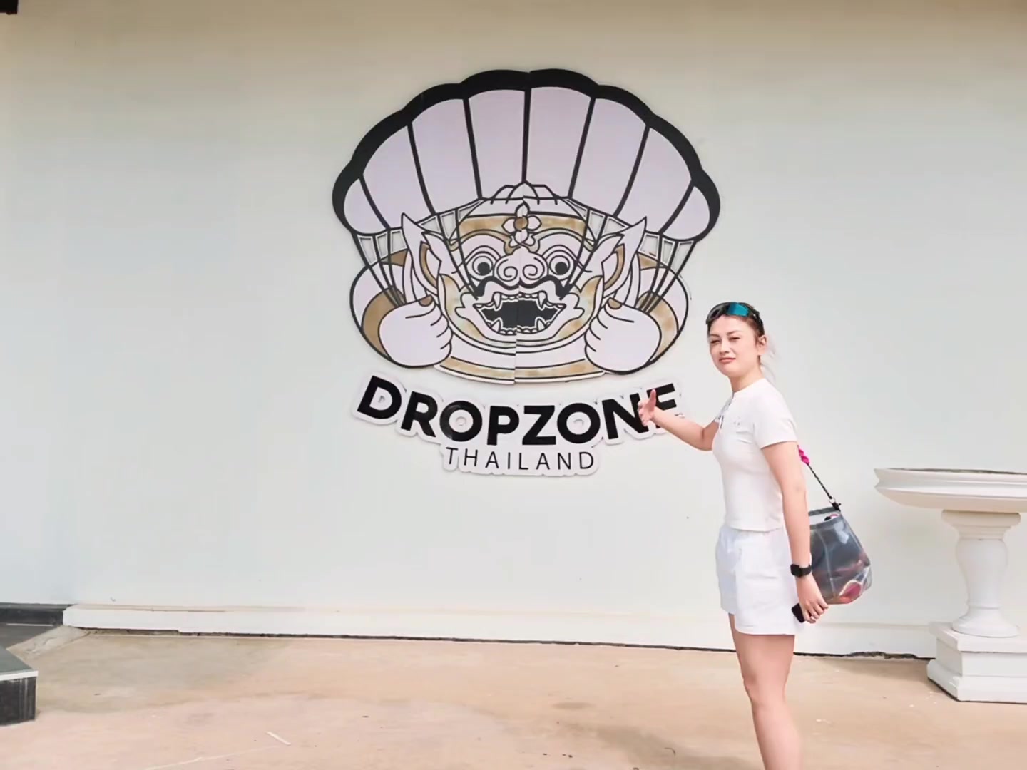 @onlyfanskydiving
