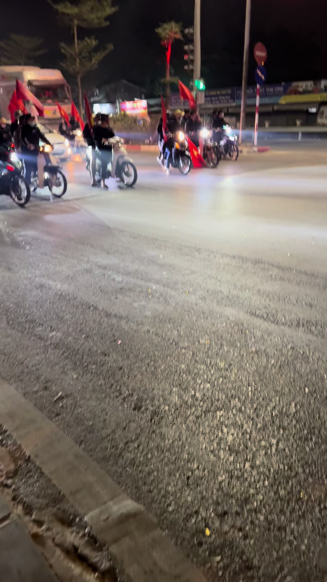 @Trung Hiếu