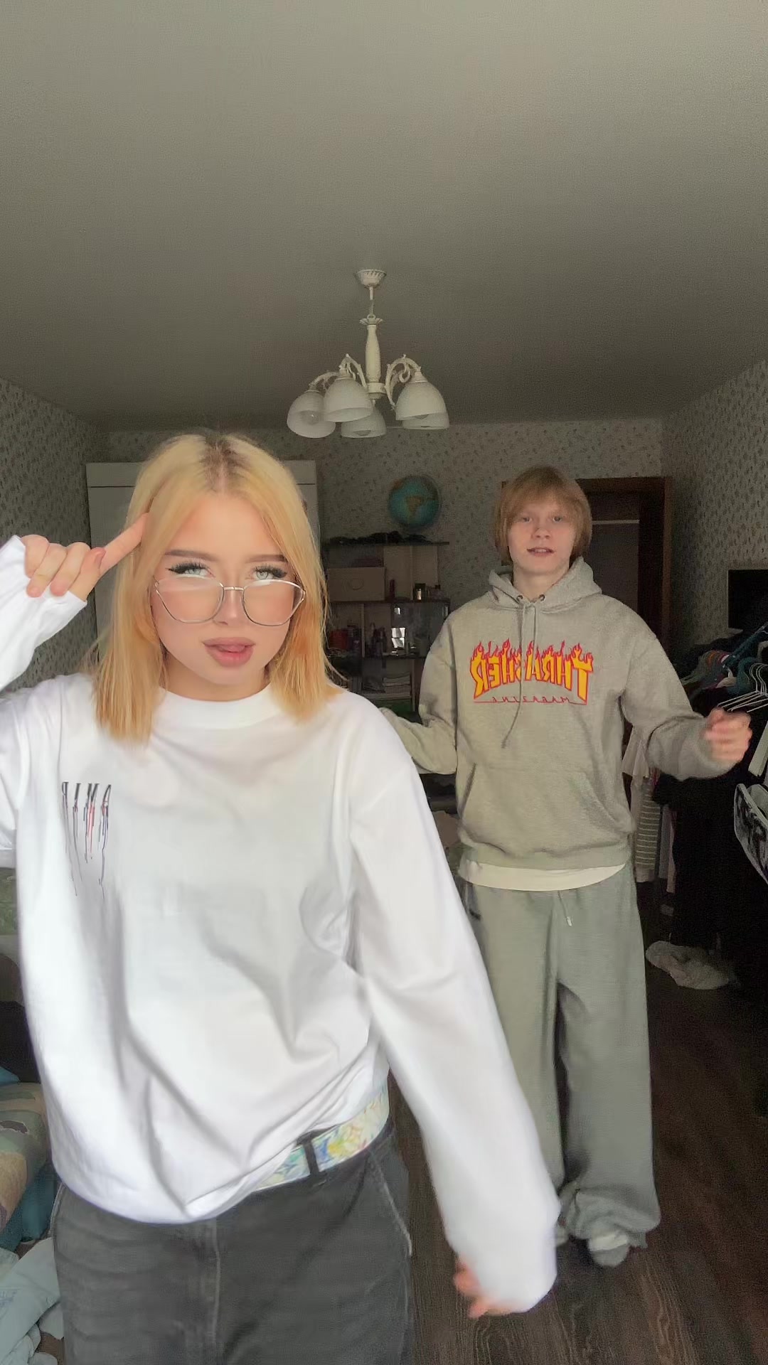 @санштайн