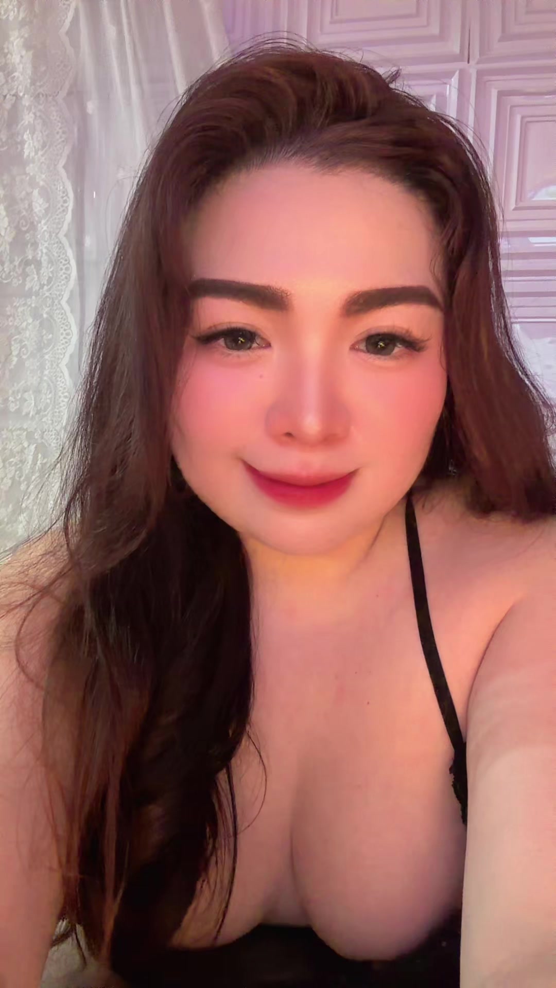 @applejmontez