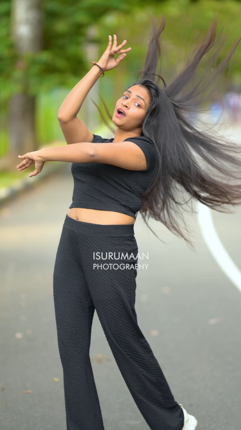 @isurumaan photography