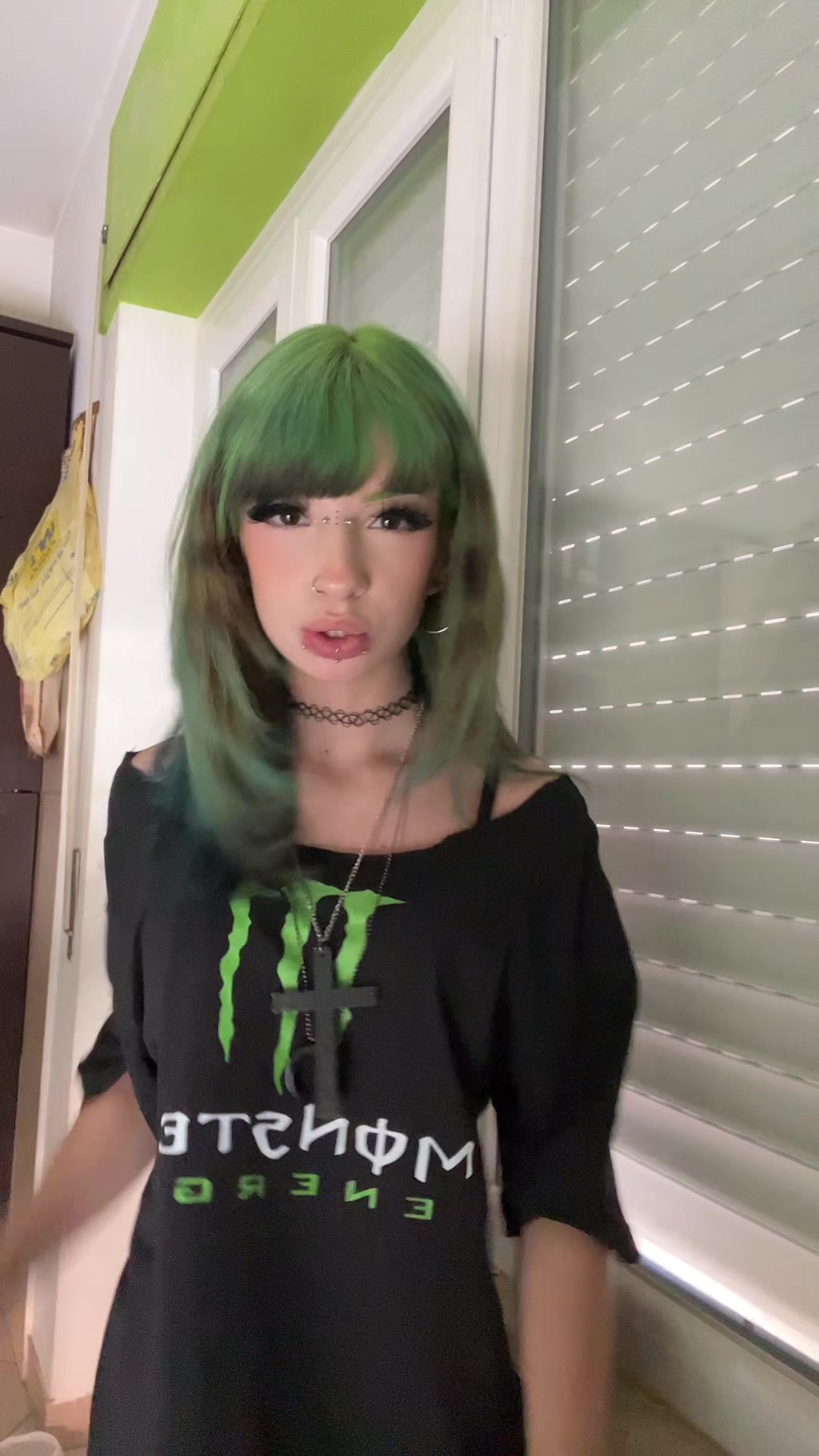 @,
