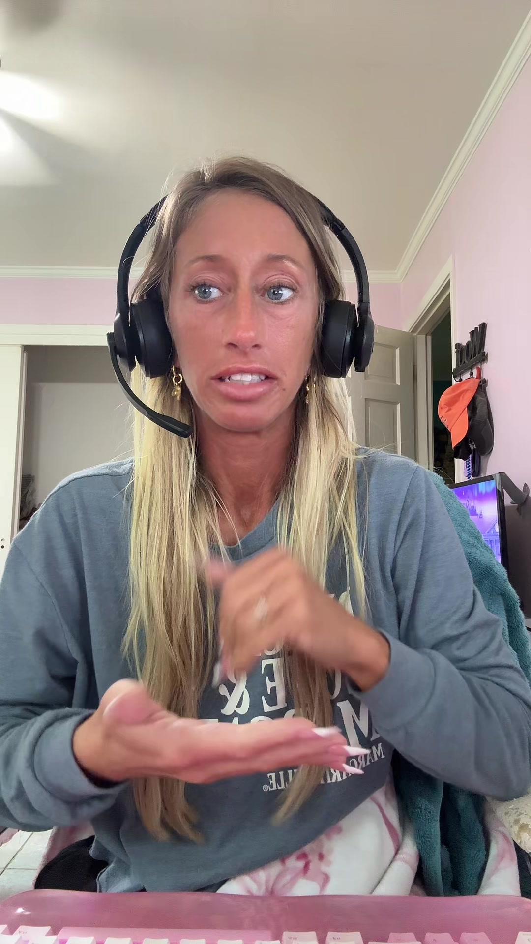 @Destinee💻