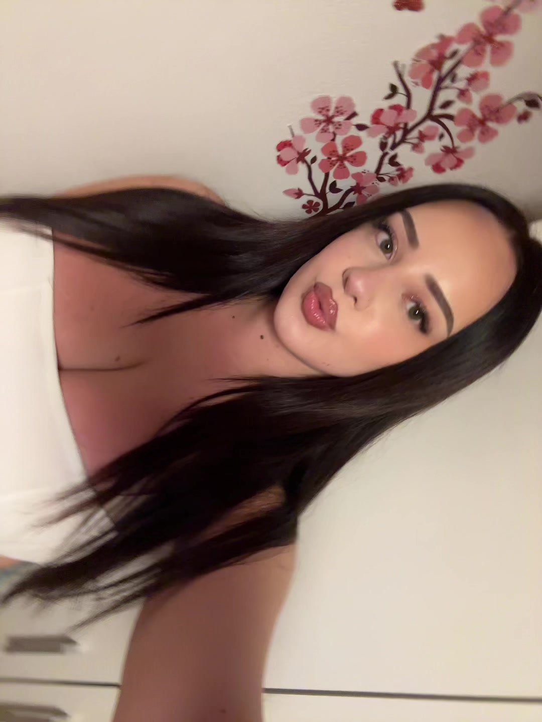 @ur🇦🇱mommy
