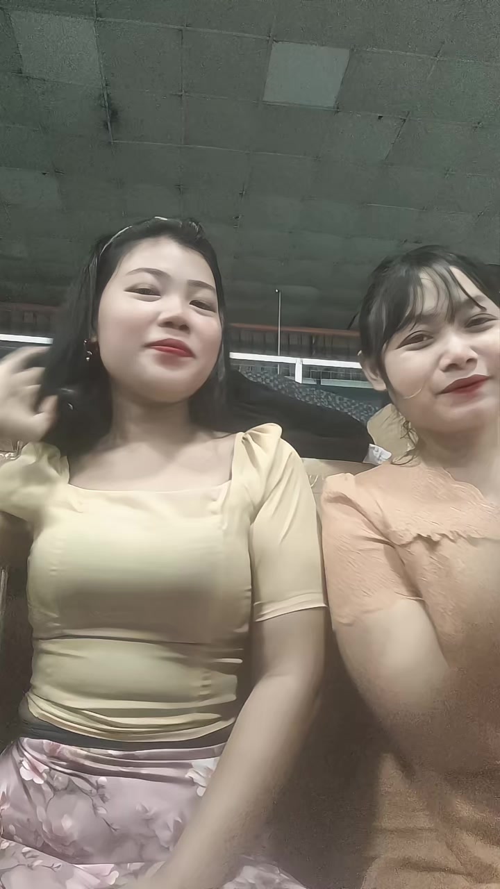 @Hnin Mooh Mooh Khing🖤