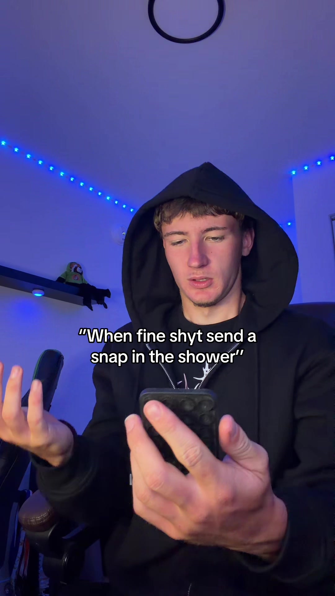 @๐๐๐
