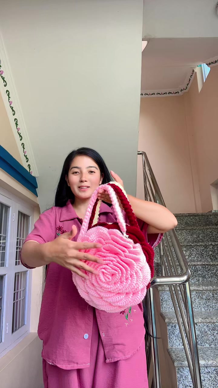 @reena's crochet crop top