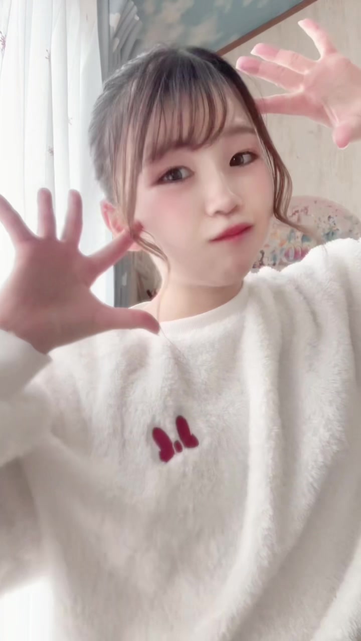 @まゆちーず