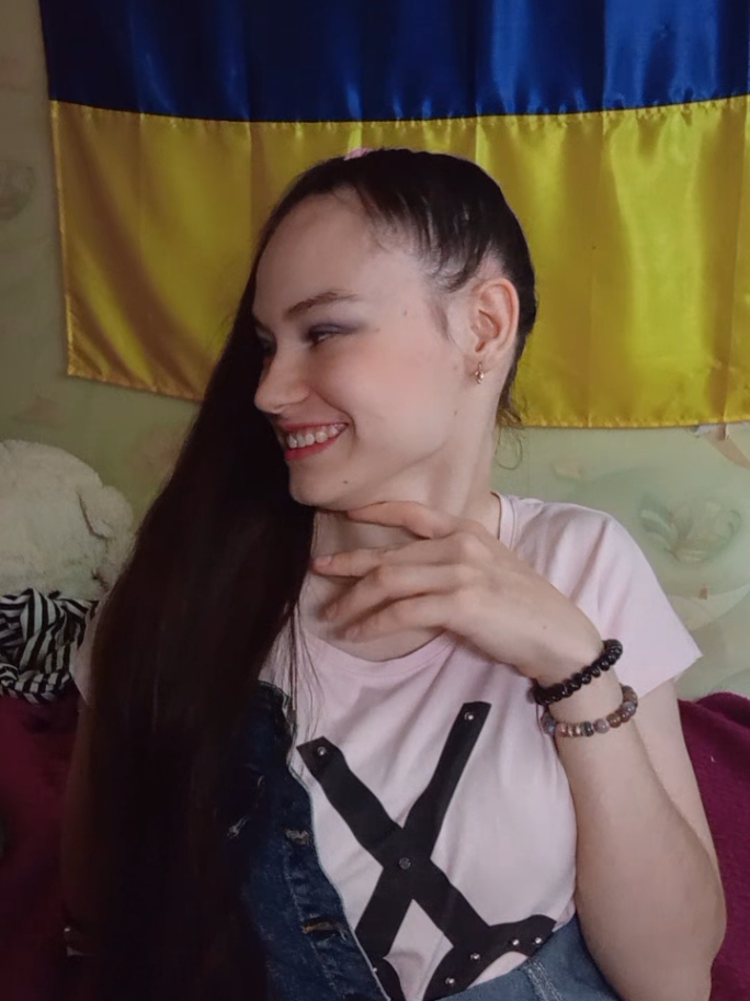 @💛💙Дівчинка з ДЦП💛💙