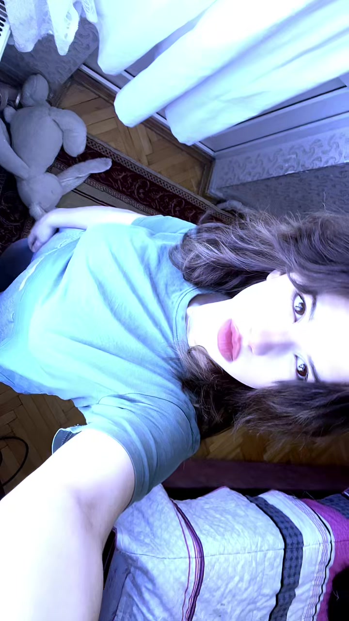 @sanyazra