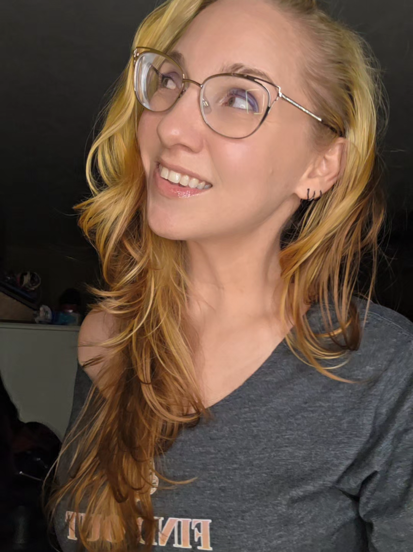 @HayAnna