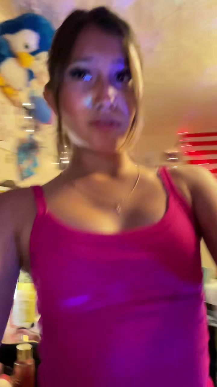 @𝓂𝒾𝒶 🍌