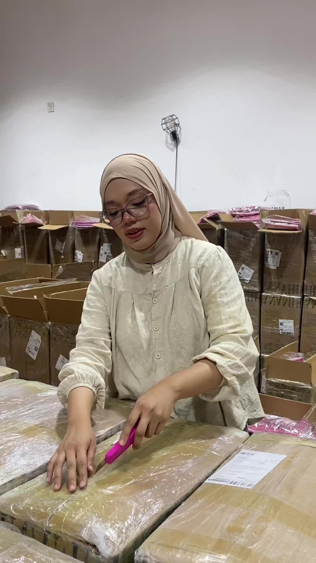 @HanamihijabsHQ