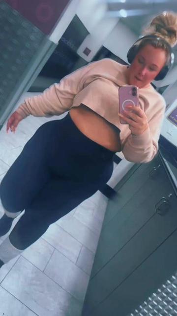 @CurvyGirlMom💖💪