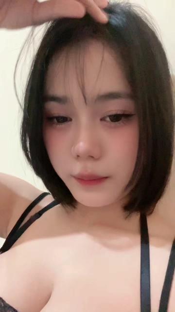 @xiaonia_