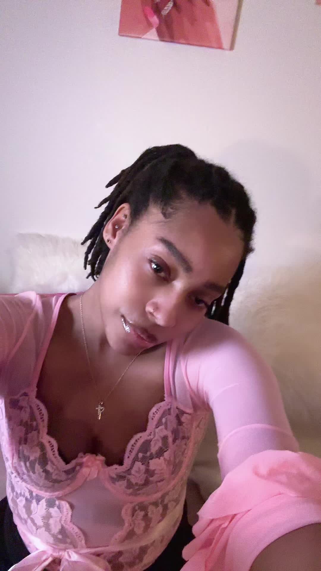 @Jade 🎀