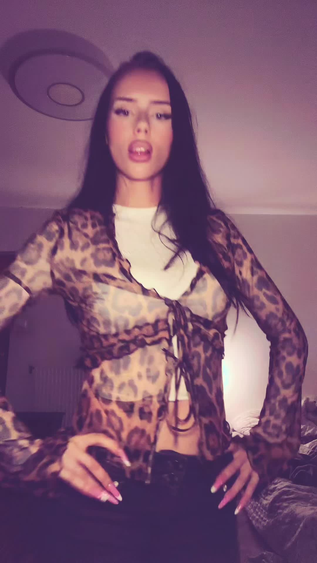 @ur mommy🐆