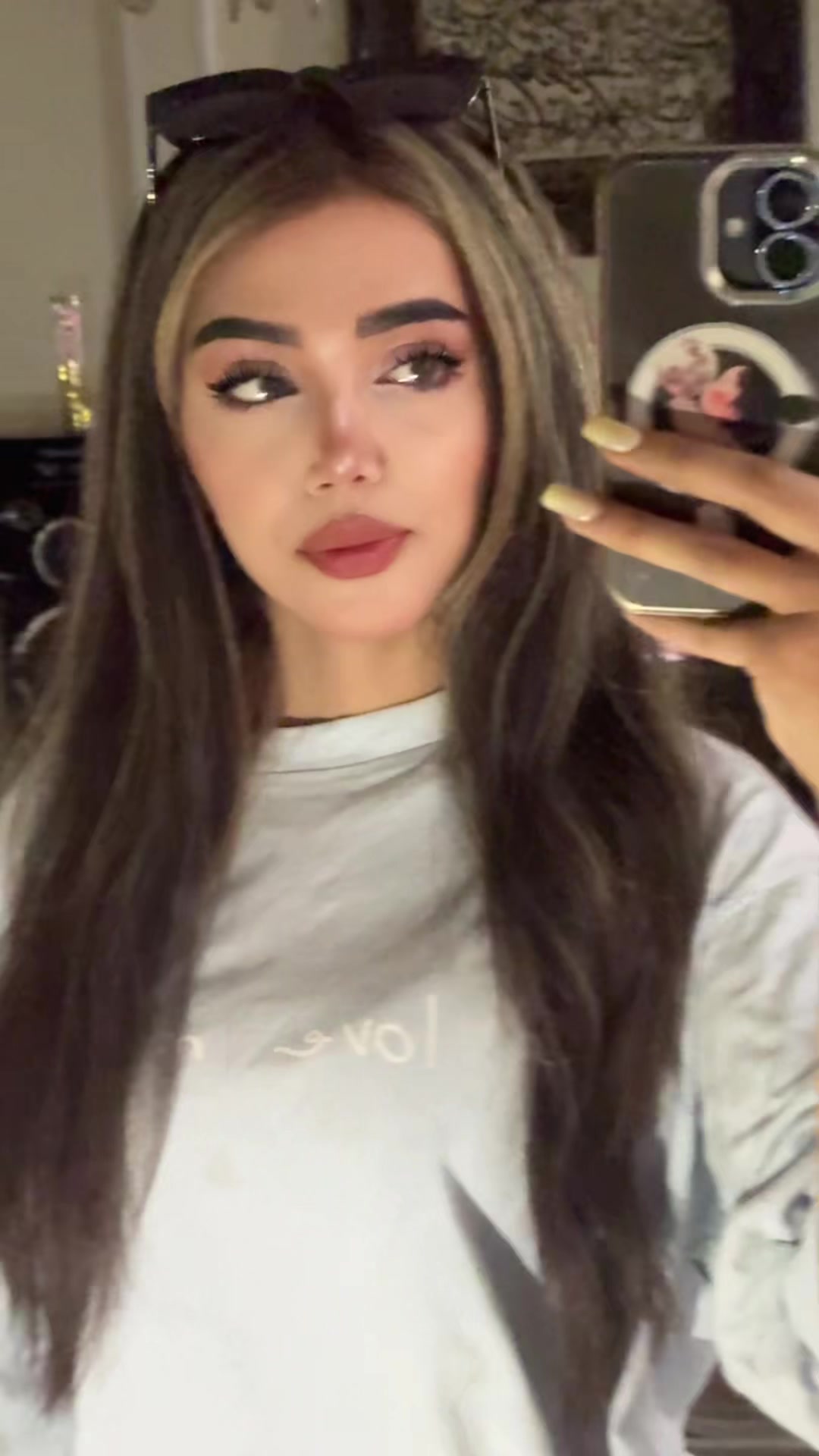 @Melikafarahani