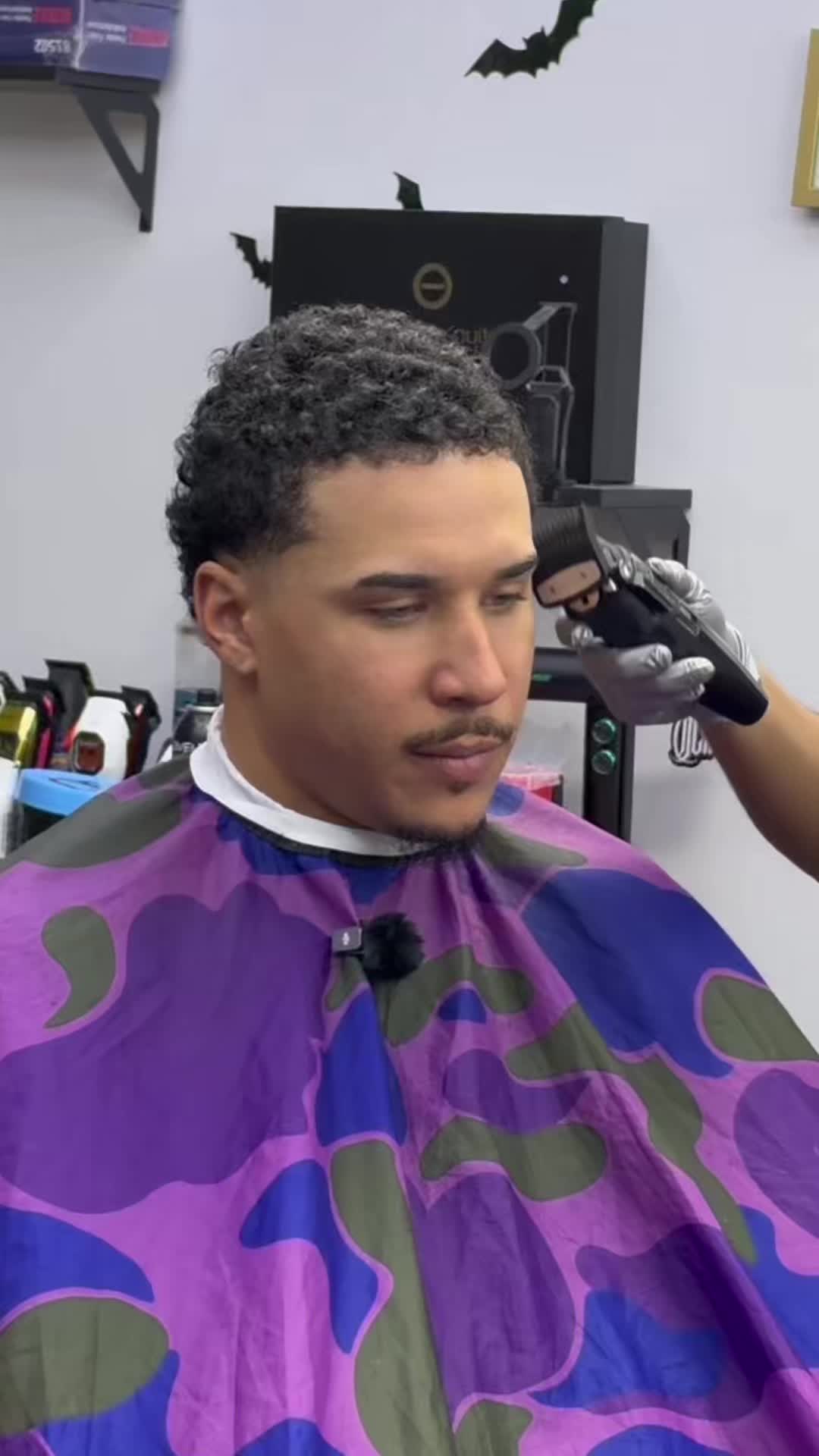 @Jisai Barber