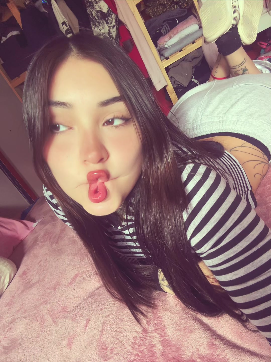 @๐ธ๐ฝ๐พ๐๐พ๐พ ๐