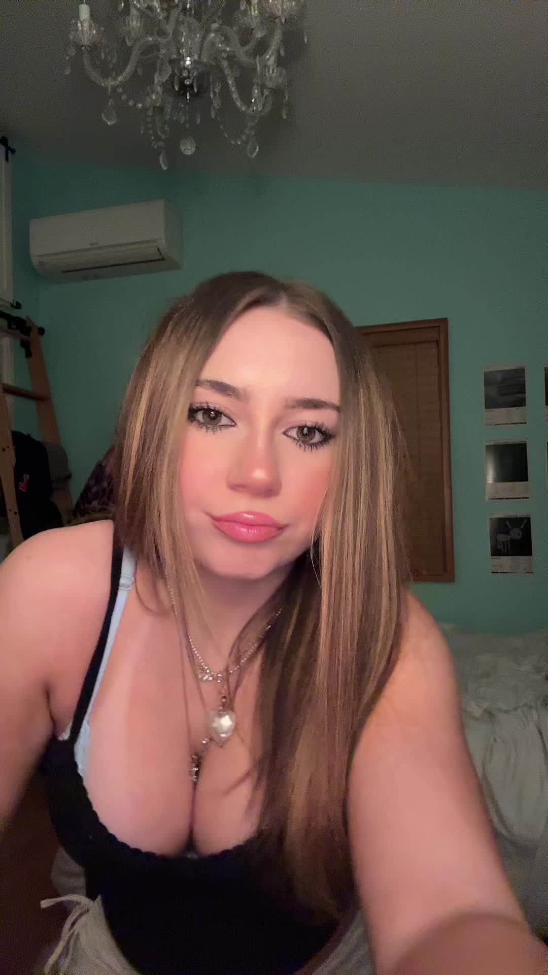 @violet