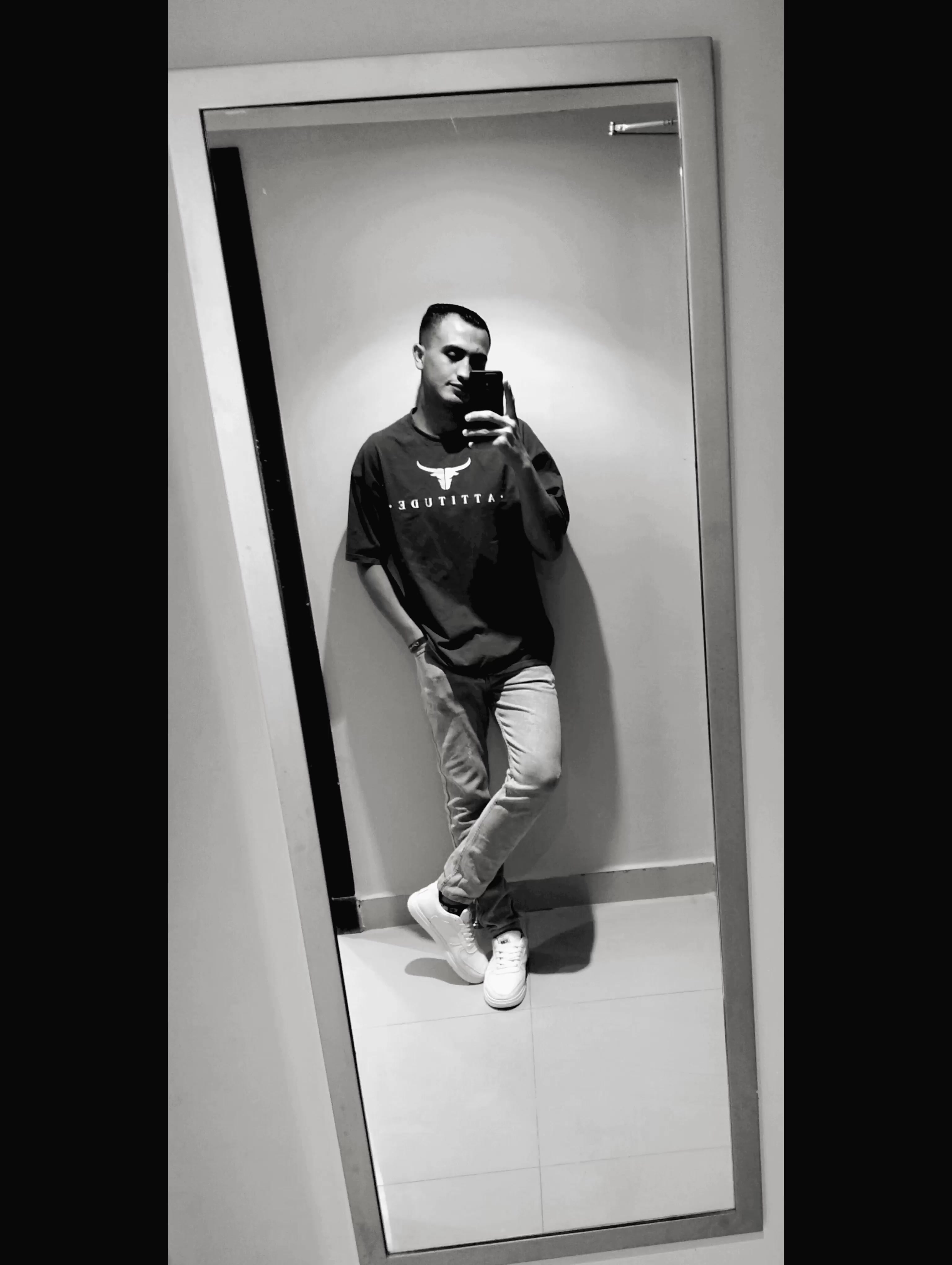 @ٱبوﺣجٱج"لسميعني"✈️🤍