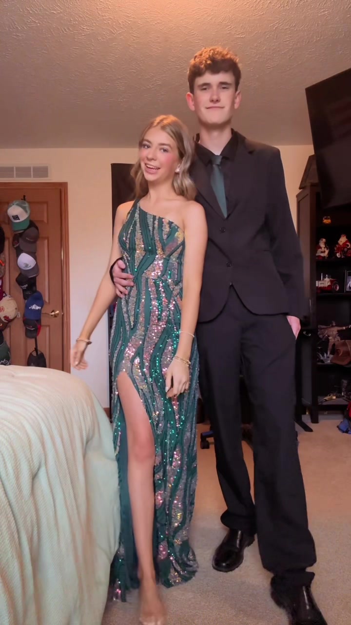@aleyna