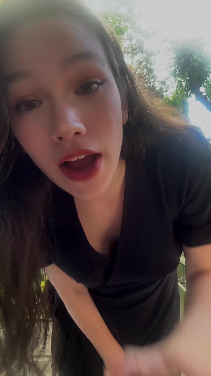 @Hb