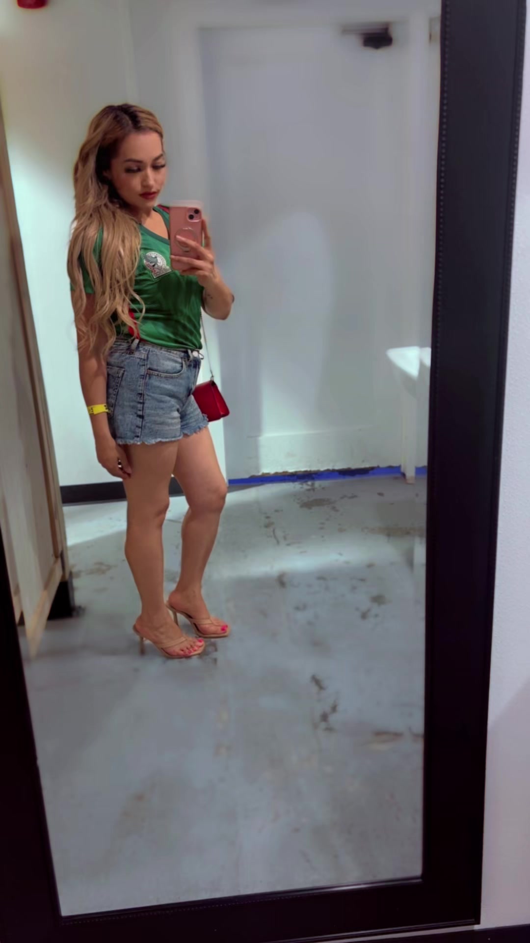 @A R E L Y 🌸