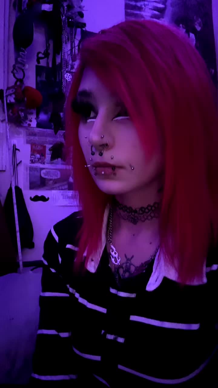 @z0mbi3_b1t3s
