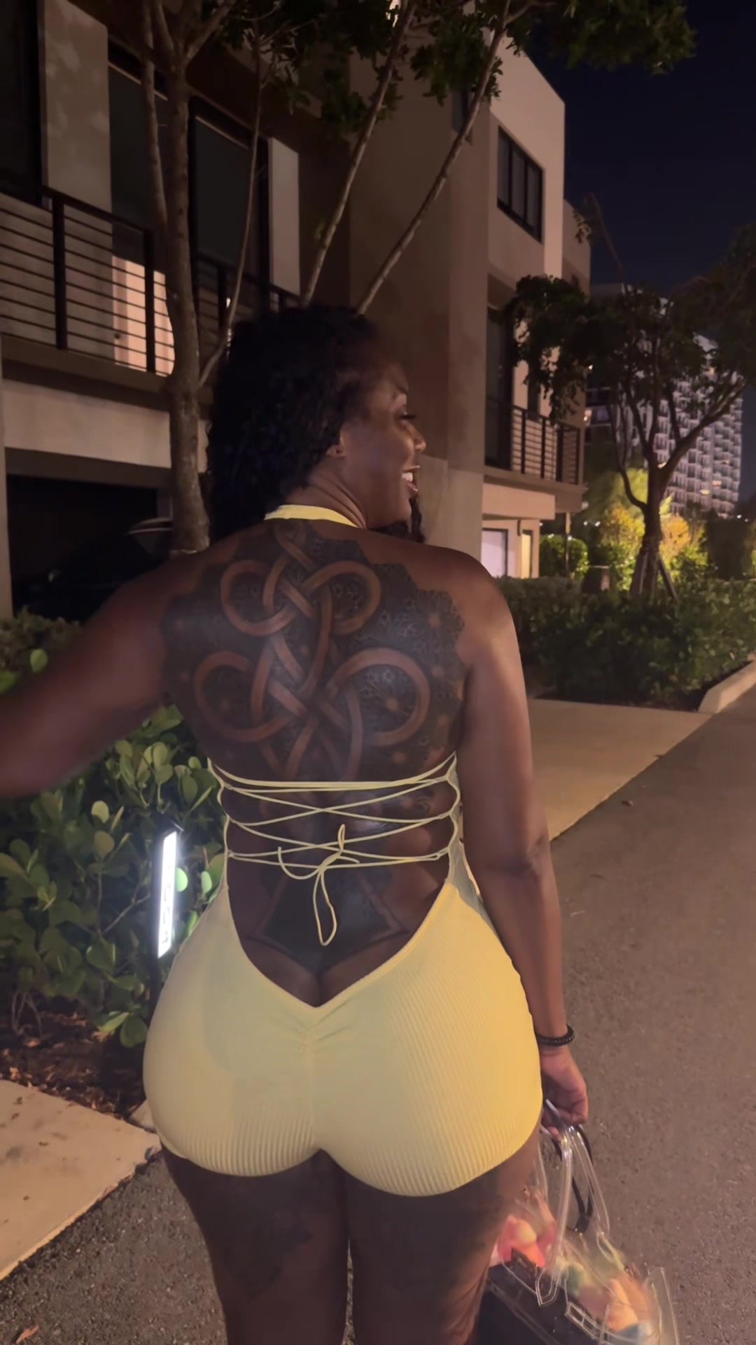 @Charlotte Lavish