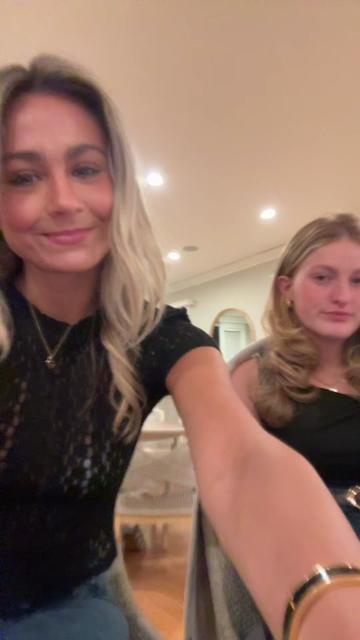 @Sophia