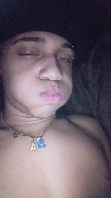 @👻