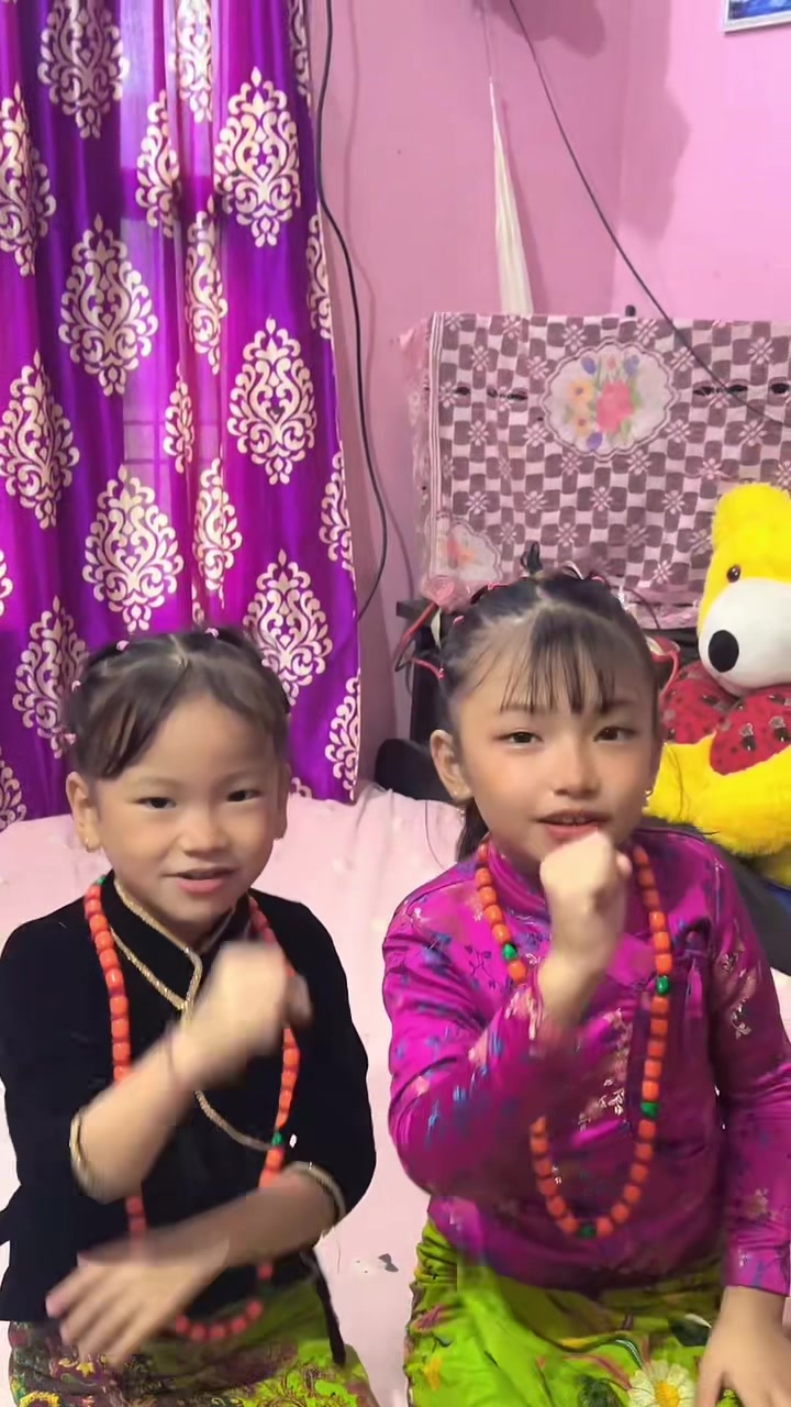 @★彡[ʙɢ💞ɢɪᴛᴀ]彡★