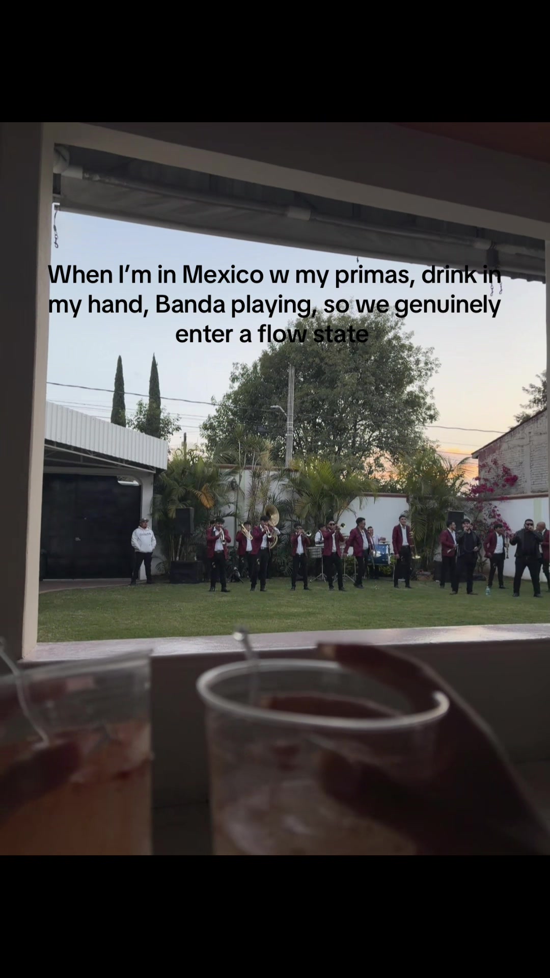 @Eliana ᥫ᭡