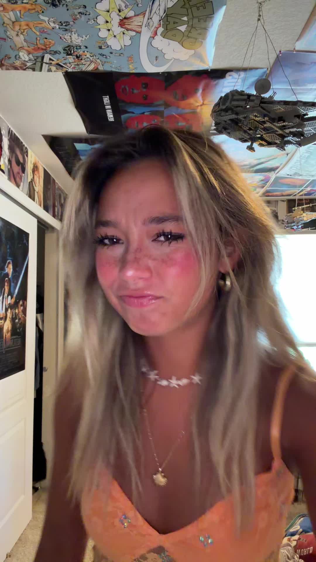 @Lily