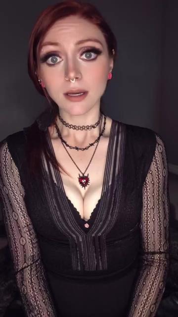 @Blood_Lust_Princess