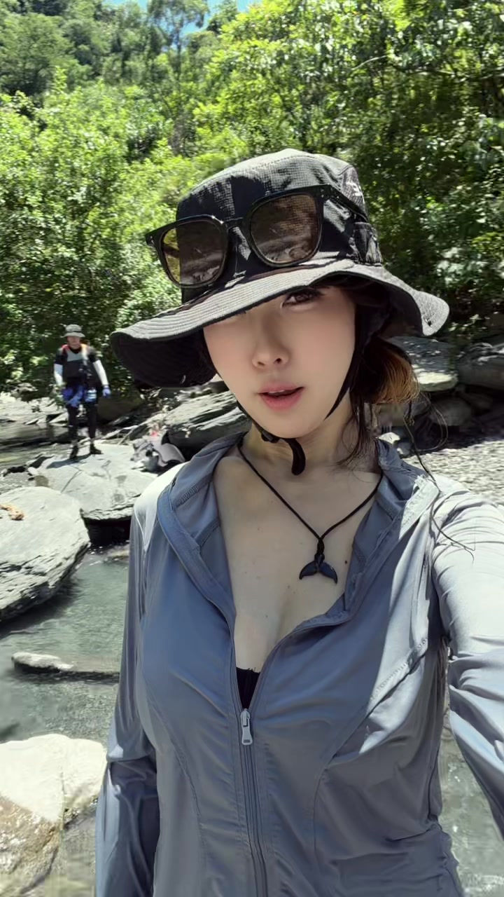 @신 한