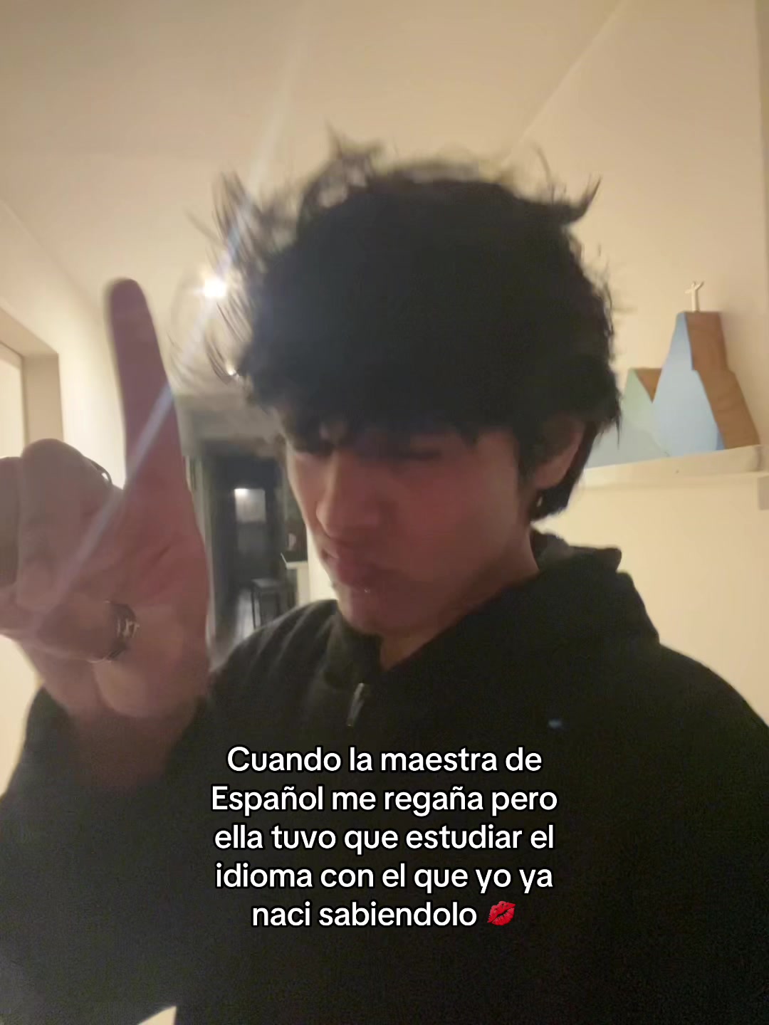 @メ
