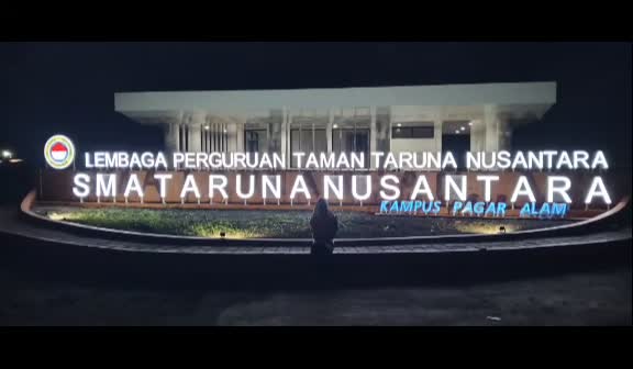 @N a s l i n
