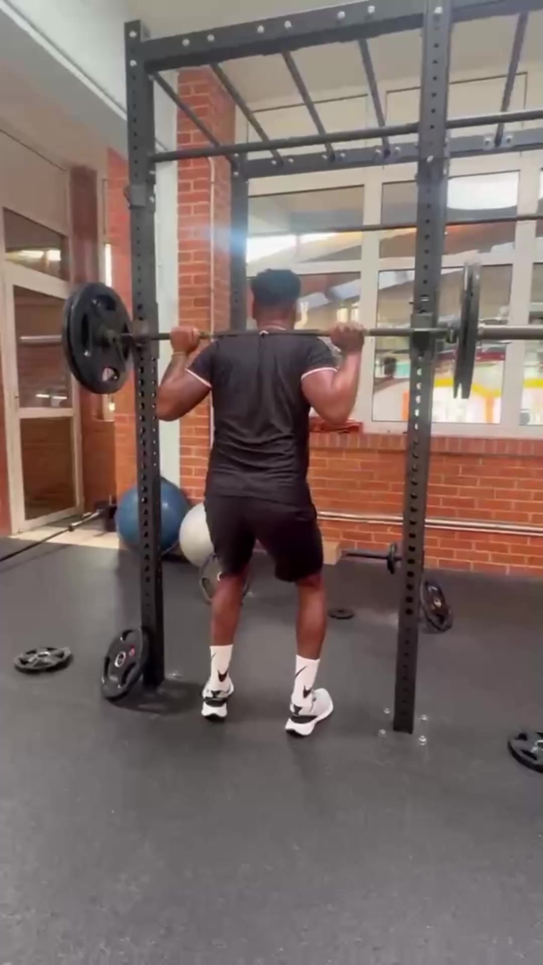 @Luis Vasquez caceda 🇵🇪