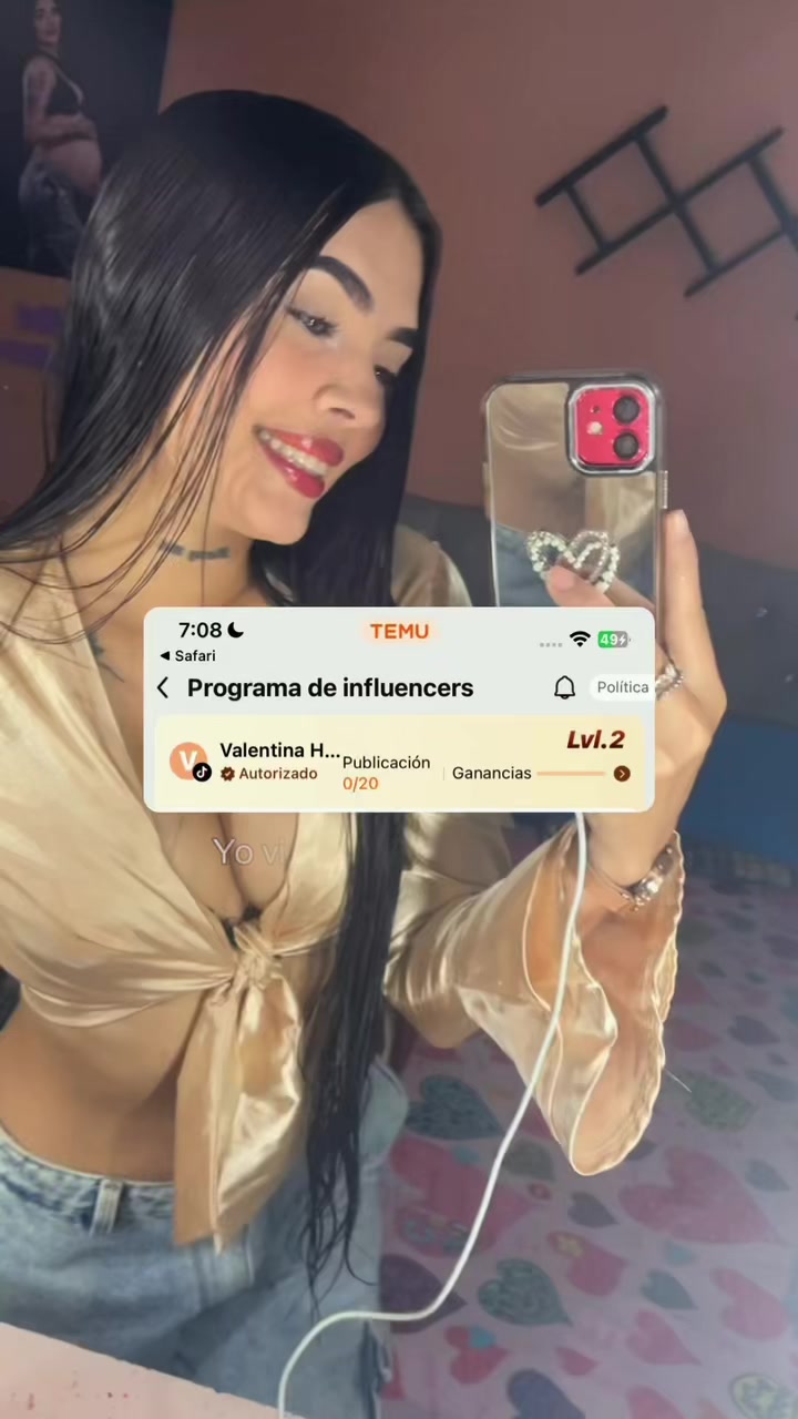 @𝓥𝓮𝓷𝓾𝓼𝓵𝓸𝓿𝓮𝓮