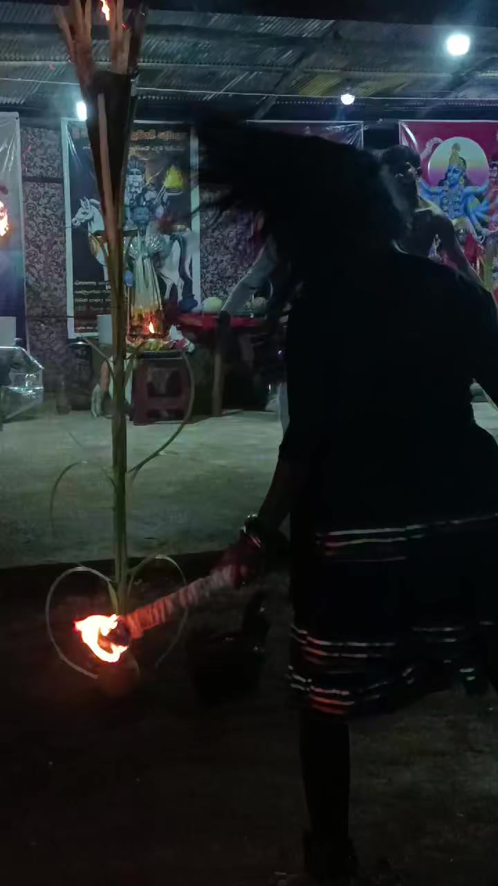 @නිලුකා ගුරු මෑණියෝ 🙏🙏🙏🙏
