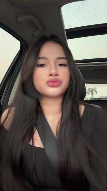@wassuprachel 👀