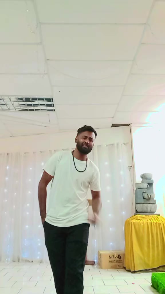 @Max Kumar