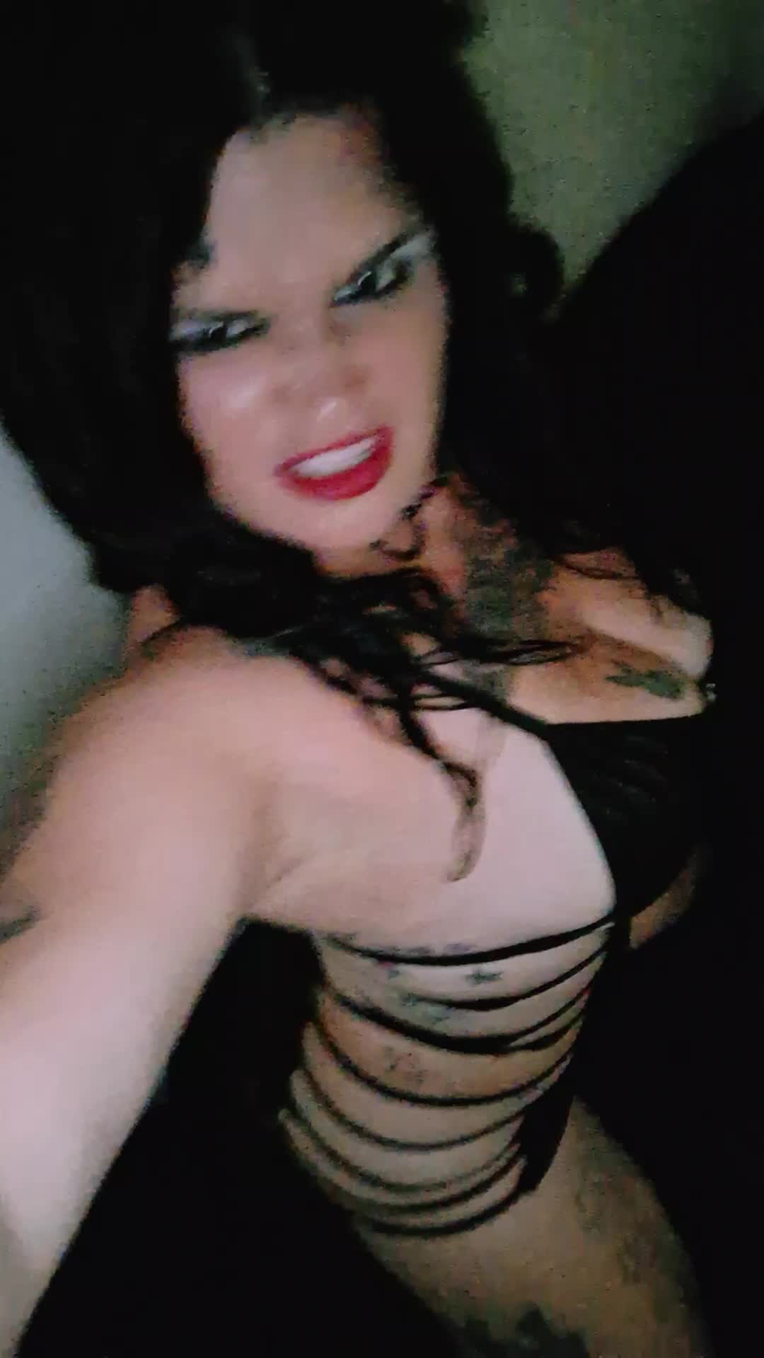 @courtnie martinez
