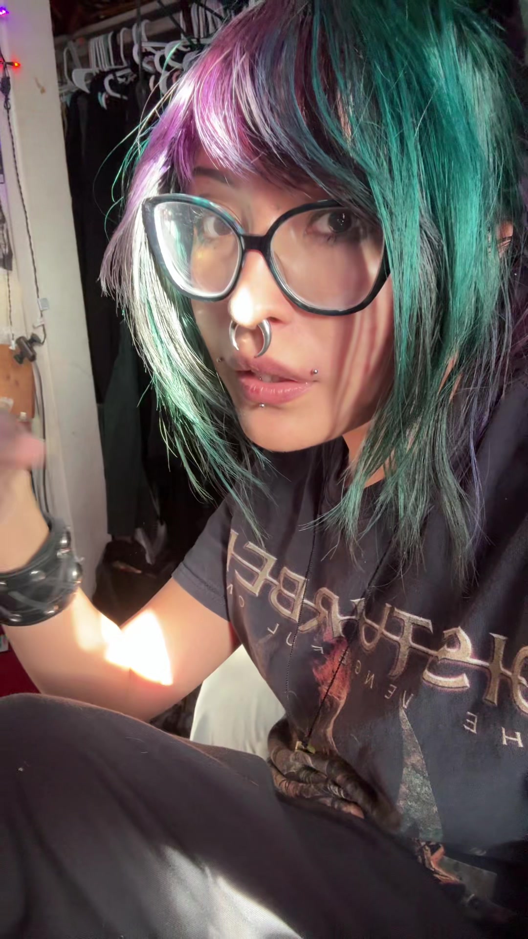 @Alexsis