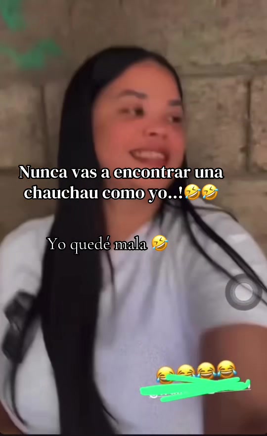 @Emma castillo🖤