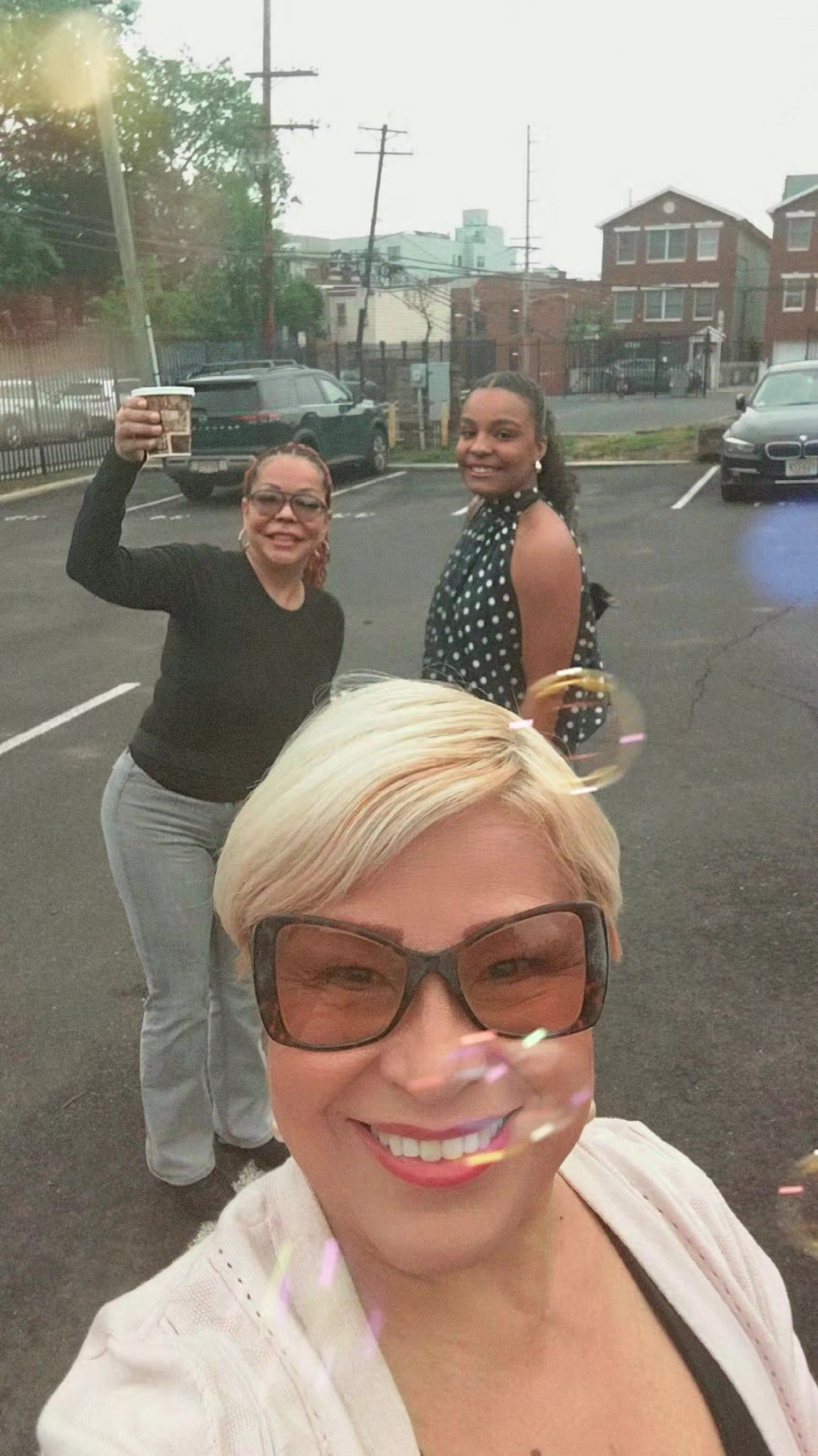 @Lisa's Hairzone