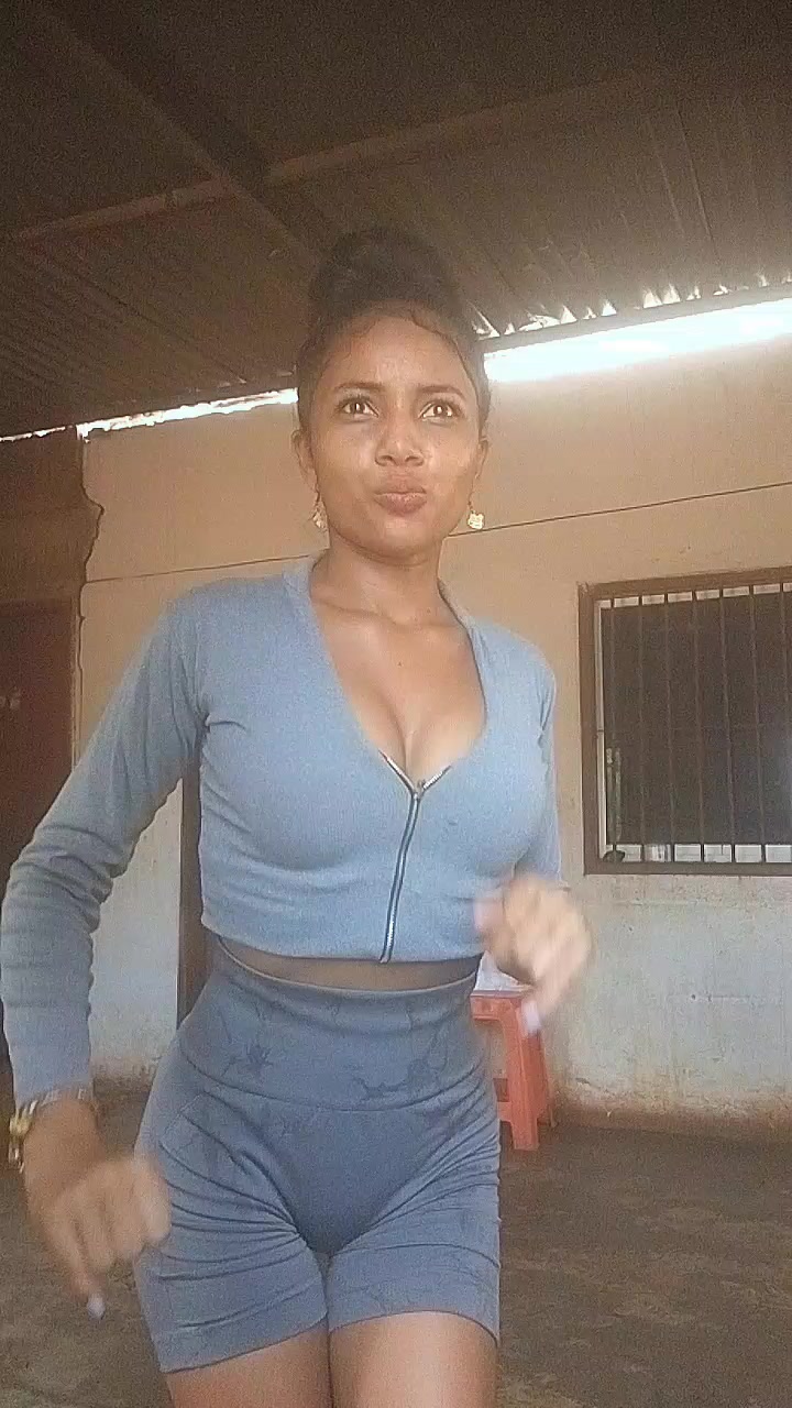 @👑La Peque&ntilde;a👑